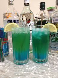 How To Make A Bullfrog Cocktail Recipe Whisky Cocktails Bullfrog Drink Cocktails