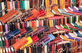 After walking around mercato centrale and seeing some. Seven Tips To Finding Real Leather In Florence Livitaly Tours