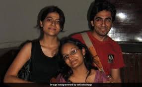 Ayushmann khurrana family with parents, wife, son, daughter & brother hello friends, welcome to bollywood gallery. A Pic Of Ayushmann Khurrana And Tahira Kashyap As College Students