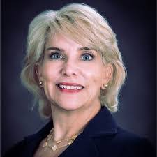 Candice Blackwell's Instagram, Twitter & Facebook