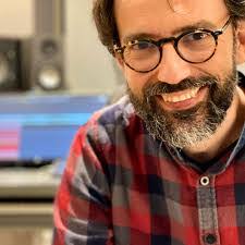 Del Crane's Instagram, Twitter & Facebook