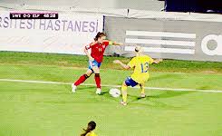 El equipo de lionel scaloni ganaba 2 a 0 con goles de cristian romero y leandro paredes, pero luis muriel, de penal, y miguel borja sellaron el 2 a 2 en barranquilla. Best Ronaldo Luis Gifs Gfycat