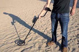 Metal detectors contain one or more inductor coils that are. Can A Metal Detector Find Keys In Snow