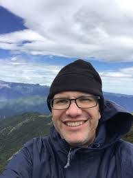 Shelly Dodge's Instagram, Twitter & Facebook