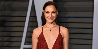 Dawn of justice, wonder woman, justice league. Gal Gadot S Trainer Shares Her Wonder Woman 1984 Workout Plan