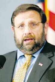 Bush sort victorieux des élections