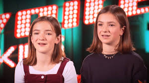 Welche lieder die schwestern präsentier­en und was sie gegen die nervosität machen. Sat 1 The Voice Kids Staffel 7 Das Best Of Von Mimi Und Josi Facebook