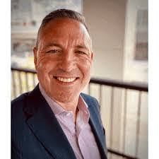 Danielle Gravley's Instagram, Twitter & Facebook