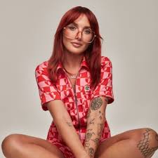 Can we pls talk for a minute about the outdated idea of what is/isn't…