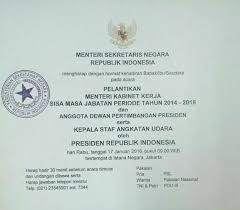 Kepastian bahwa prabowo masuk kabinet menjadi menteri pertahanan membuat jokowi dan tim tujuh (tujuh orang yang membantunya menyeleksi daftar calon. Jokowi Reshuffle Kabinet Lantik Menteri Baru Di Istana Negara Hari Ini Merdeka Com