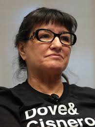 Sandra Cisneros