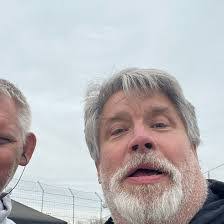 Tamara Laster's Instagram, Twitter & Facebook