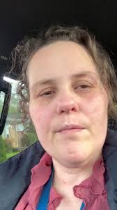 Lynn Arsenault's Instagram, Twitter & Facebook