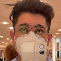 600+ "Richard R." profiles