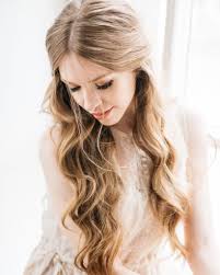 Die besten 10+ lange brautschleier ideen auf pinterest | langen. Brautfrisuren Hochzeitsplanung Online Plane Deine Hochzeit Mit Uns