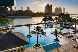 Abu dhabi's corniche road stretches across an impressive eight kilometres of manicured waterfront that includes children's play areas, separate cycle and pedestrian pathways, cafés and restaurants. Beach Rotana Abu Dhabi 77 1 3 7 Updated 2021 Prices Hotel Reviews United Arab Emirates Tripadvisor