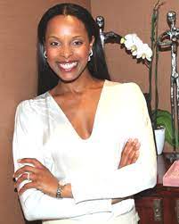 London — vania leles is excited. Vanleles Diamonds Opens In Belgravia Post