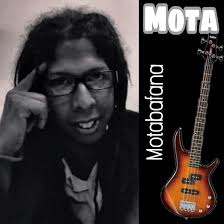 Raúl Mota (motabafana) Investigador, intérprete de reggae y productor  musical. Estudió Educación Musical, en el Instituto Pedagógico de Caracas,  y Comunicación Social en ola UBV, así como la realización de varios  Diplomados