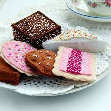 Australian Biscuits And Cakes Felt Playfood Set By Wombatspicnic Play Food Felt Play Food Felt Food