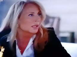 Don't know who she is but why does she look so plastic or is it me? #cacau 