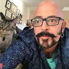 Peggy Mcelveen's Instagram, Twitter & Facebook