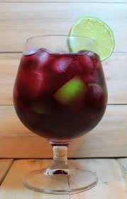 Caipirinha De Maracuja Com Leite Condensado No Liquidificador Degusta Terapia Caipirinha De Vinho Drinks Receitas Receitas De Bebidas Bar De Bebidas