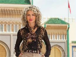 She is the daughter of gerardo de francisco and mercedes. Margarita Rosa De Francisco Curly Hair Styles Hair Styles Braids With Curls