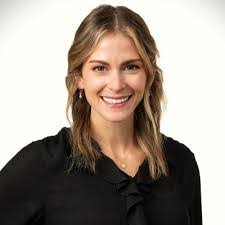 Alicia Mucci's Instagram, Twitter & Facebook