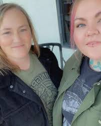 Elizabeth Rymer's Instagram, Twitter & Facebook