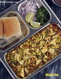 Most maharashtrian households even make it for lunch or dinner. Misal Pav Recipe How To Make Misal Pav Homemade Maharashtrian Misal Pav