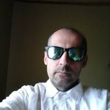 Robert Kuzminski's Instagram, Twitter & Facebook