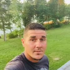 Jennifer Hipsher's Instagram, Twitter & Facebook