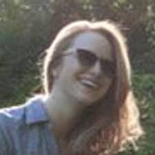 Elizabeth Breeden's Instagram, Twitter & Facebook