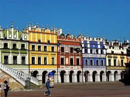Zamość in southeastern poland is one of the country's hidden gems that is crying out to be explored. Old City Of Zamosc Poland Was Built From 1582 To 1591 For The Chancellor Jan Zamoysky On The Trade Route Linking Western Poland Vacation Poland Travel Poland