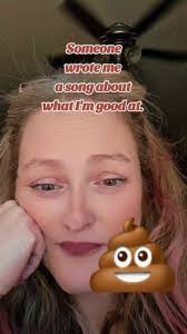 Jacqueline Popp's Instagram, Twitter & Facebook