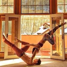 Well It Starts With Reverse Shoulder Stand Acro Yoga Poses Acro Yoga Couples Yoga