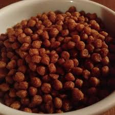 Several flavors are available including duck, chicken, and salmon. What Is The Best Kitten Food For Diarrhea Pethelpful By Fellow Animal Lovers And Experts