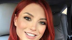 She is known for being a pop singer. Elena Gheorghe Was Indeed Printed Her Husband Saw Her With Alt Male Photo