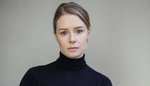Music video by maanam performing sie sciemnia. Karolina Gibki Zostala Nowa Wokalistka Maanamu Kora Byla Tylko Jedna