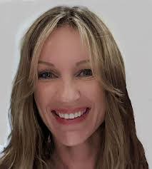 Helen Roberts's Instagram, Twitter & Facebook