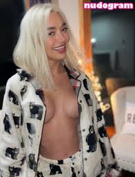 Natalie Decker  NatalieRacing  nataliedecker  user Гола изтичане  OnlyFans снимка 104 - Nudogram v2.1