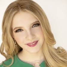 Rose Foss's Instagram, Twitter & Facebook