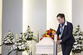 Geben auch sie mit einem klick auf die sterne ihre bewertung ab. Beerdigung Traditionell Bis Modern Ge Be In Bestattungsinstitut