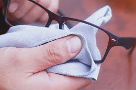 Cara hilangkan watermark pada cermin kereta tutorial cara menghilangkan kesan watermark pada cermin kereta. Bagaimana Untuk Menghilangkan Calar Pada Kaca Mata