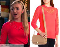 She wrote her own original poetry, then performed at coffee shops and various artist hangouts in atlanta. Emma Ross Fashion Clothes Style And Wardrobe Worn On Tv Shows Shop Your Tv