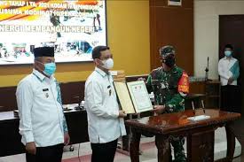 Maksud diadakan asas tugas pembantuan dalam pembangunan di daerah bertujuan agar daerah berhak menetapkan kebijakan daerah dalam melaksanakan tugas pembantuan.10 kebijakan kami memasang iklan pada konten yang anda ingin jelajahi. Tugas Pembantu Pembangunan Masyarakat S19 Merekod Mendaftar Dan Membuka Fail Setiap Kes