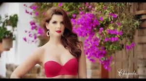 Carolina cruz osorio (tuluá, valle del cauca, colombia, 12 de junio de 1979) es una modelo, empresaria, periodista y presentadora colombiana. Chamela 2015 1 Nueva Coleccion Detras De Camaras Con Carolina Cruz Youtube