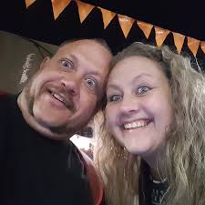 What are the real-world experiences and opinions regarding the JAC T9  vehicle, specifically regarding reliability and after-sales support?