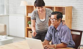 How to Help Seniors Learn Basic Computer Skills - Coursemology