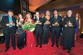Check spelling or type a new query. Goldene Henne Alle Preistrager Seit 1995